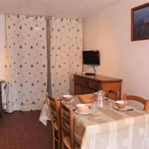 Studio Montagne 4 Pers Balcon Sud 100m des Pistes et 10m des Commerces à Vars Les Claux - FR-1-330B-150