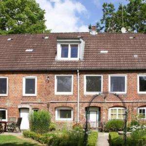 Holiday Home Am Park Hanerau-Hademarschen - DNS07100h-FYC