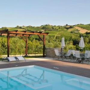 House with 2 bedrooms in Montalto delle Marche with shared pool and WiFi