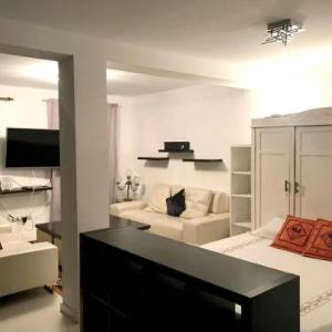 Studio in Santander with balcony and WiFi 500 m from the beach