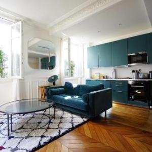 Splendid apartment close to the INVALIDES