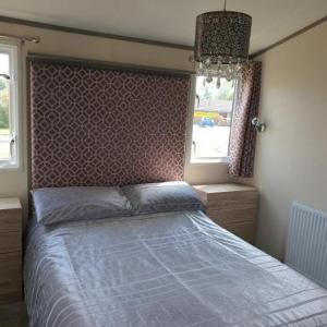 Outstanding 3 bedroom2018model caravan Northampton