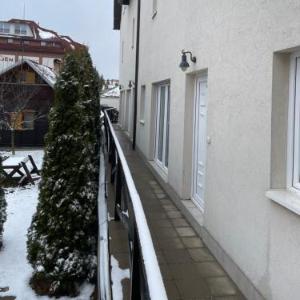 Kopaonik apartmani u Kraljevim Čardacima  Čar 27 i 6-13