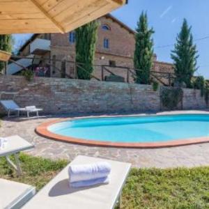 Ponte A Tressa Cottage Sleeps 7 with Pool Air Con and WiFi