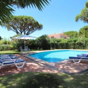 Villa Vale Do Lobo 506 - Great Pool Area - AC - Short walk to beach Praca - Perfect for Families