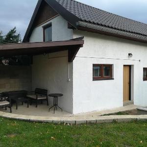 Apartment under linden trees