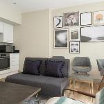 The Mayfair Parade - Trendy 1BDR Pied-a-Terre in Central London London 