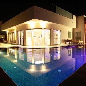 Villa Leto Heated Pool