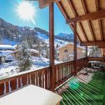 Penthouse apartment in the heart of Swiss Alps