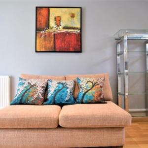 One Bed Flat Next To Brighton Station Sleeps 2