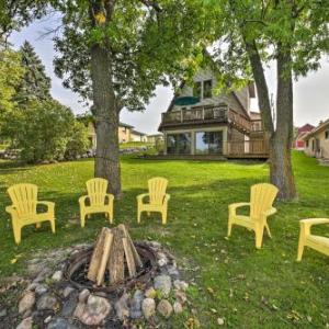 Rock River Waterfront Cabin Dock and Game Room!