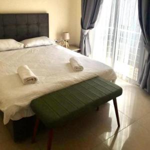 Luxury Two-Bedroom Apartment in amazing place Lukomorye C4