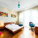 Fabulous 3-room Apartment Minutes to Rynok Square Lviv 