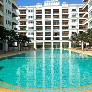 T.W. Jomtien Beach Twin family room