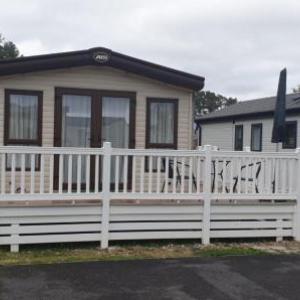 Caravan Sleeps 6 at Oakdene Forest Park