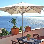 Lovely sea view studio & patio 5mn from the beach Roses 