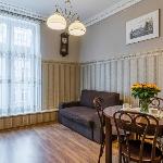 Maya's Flats & Resorts-Gdansk Old Town Artus