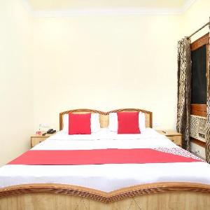 Collection O Amritsar City Centre Formerly Anand