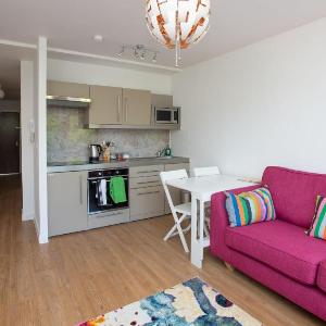 Modern 1 Bed Apartment in City Centre - 306