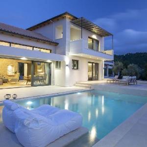 Villa Olive Green Elia