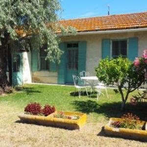 Charmante maison en Camargue avec piscine partagée