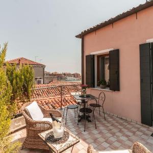 COBALTO Suite with Terrace & views