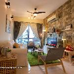 Homestay @ Subang Jaya KTM & LRT + High Speed INET Kuala Lumpur 