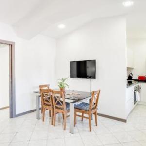 Como City Center Apartment