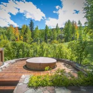 Snowmass Village Luxury 4 Bedroom at Owl Creek Townhome - Ski-in Ski-out