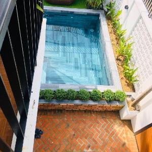 White Corner Pool Villa 4BR
