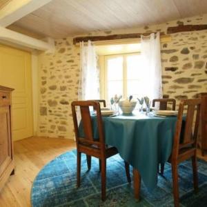 Gîte Blesle 3 pièces 5 personnes - FR-1-582-18