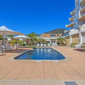 Breakwater Apartment 205