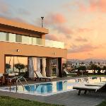 Kouvohori Villas 6 Bedroom Seafront Hot Tub & Pool