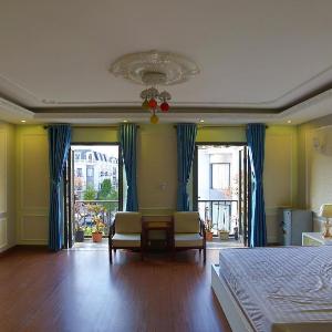 Villas 5bed rooms close to the beach 1mins by walk
