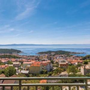 Three-Bedroom Apartment in Makarska