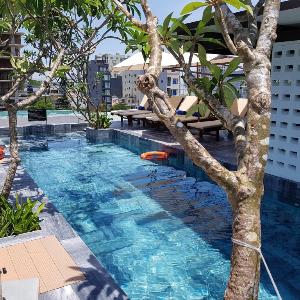Balcony Stu Apt by Beach Free Pickup & Footbath