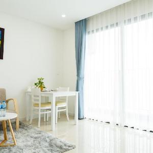 Vinhomes D’Capitale Apartment  near Korea Embassy