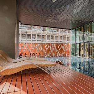 Asok BTS/MRT 5min Walk Luxury 1BR 4PAX Terminal 21