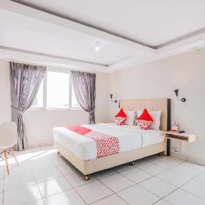 Flagship 210 Amethyst Kemayoran