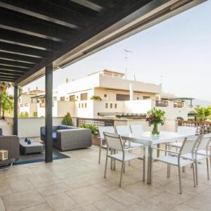 VACATION MARBELLA I Private HEATED Swimming pool Walking distance to Puerto Banus Security 24-7 BBQ Pool Table WiFi