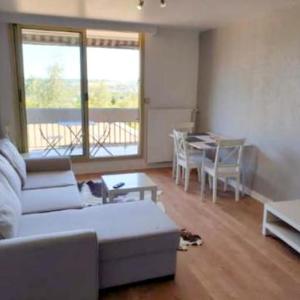 Apartment with one bedroom in Montrichard Val de Cher with wonderful city view furnished garden and WiFi