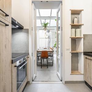 Industrial-Style Apartment Next To Vatican Metro