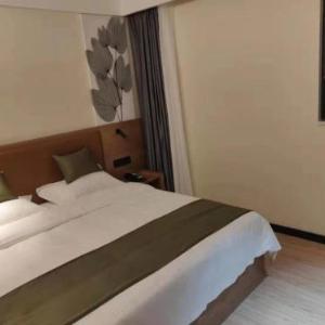 GreenTree Inn Kunming Nanping Walking Street
