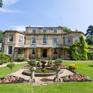 Dursley Chateau Sleeps 18 Pool WiFi