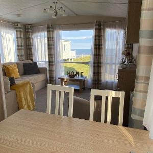 Brand New Sea View Platinum Grade 8 Berth Caravan