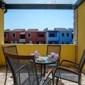 Apartment with 2 bedrooms in Basanija with furnished balcony and WiFi 2 km from the beach