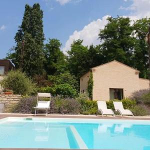 Studio in Montalto delle Marche with wonderful mountain view shared pool and WiFi