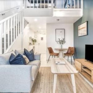 Contemporary Beach Town Living in Balgowlah