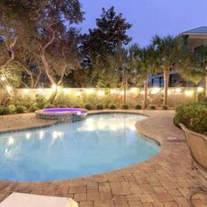 Heated Pool & Spa 4min Walk To Beach - Zula Life