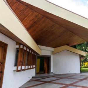 La Casa de Cariari Al Golf